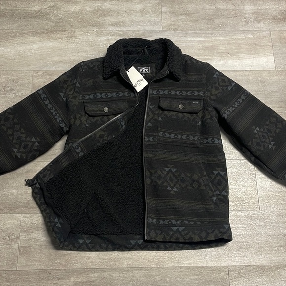 Billabong Other - NWT Mens Billabong Large Faux Fur Jacket